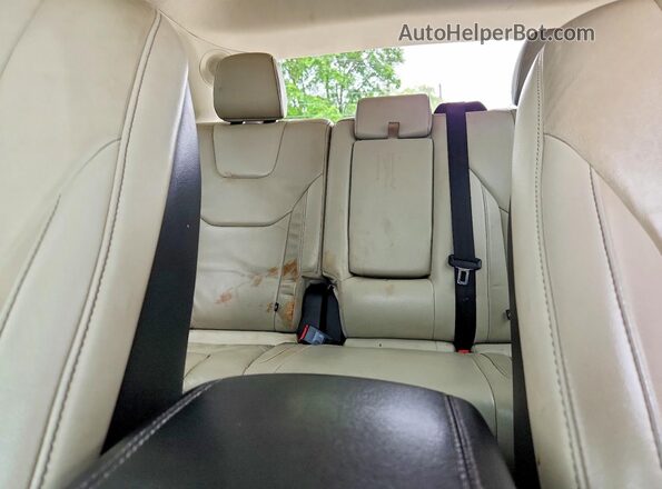 2FMPK4K97GBB18580 2016 FORD EDGE Red Rear seats view