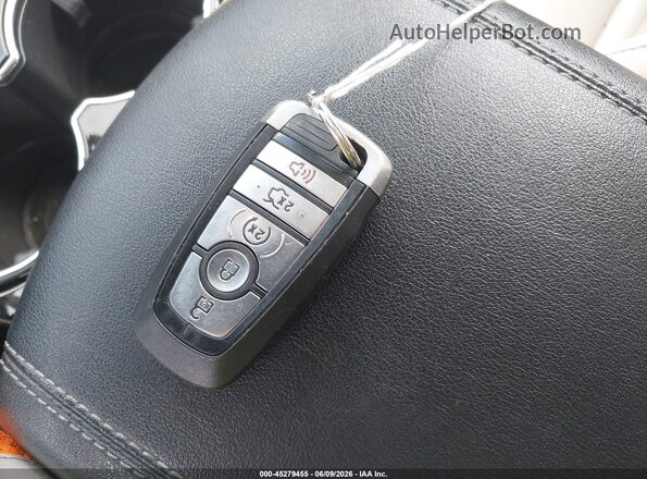 2FMPK4K99JBC01077 2018 FORD EDGE Champagne Vista del salpicadero