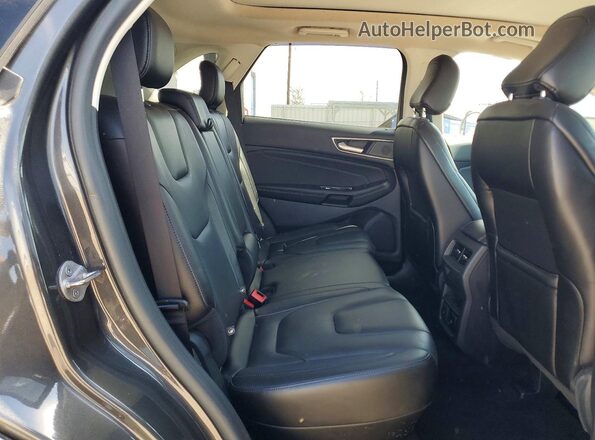2FMPK4K9XLBA77257 2020 FORD EDGE Gray Widok wnętrza z tyłu