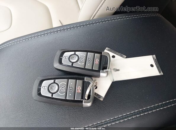 2FMPK4K9XNBA05039 2022 FORD EDGE Red Dashboard view