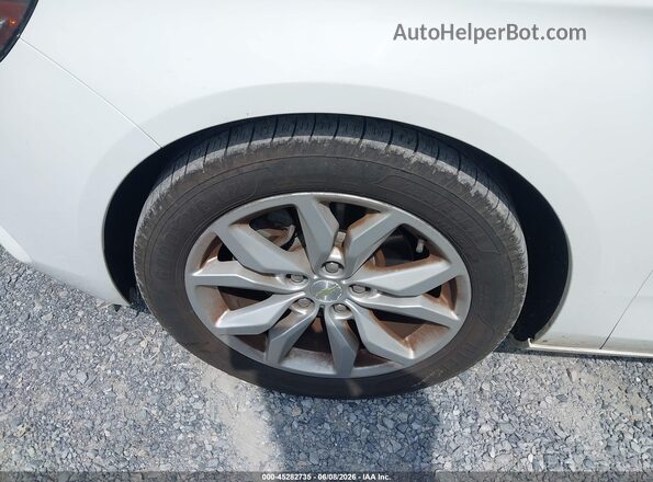 2G1105S32H9116044 2017 CHEVROLET IMPALA White Vista del cuadro de instrumentos