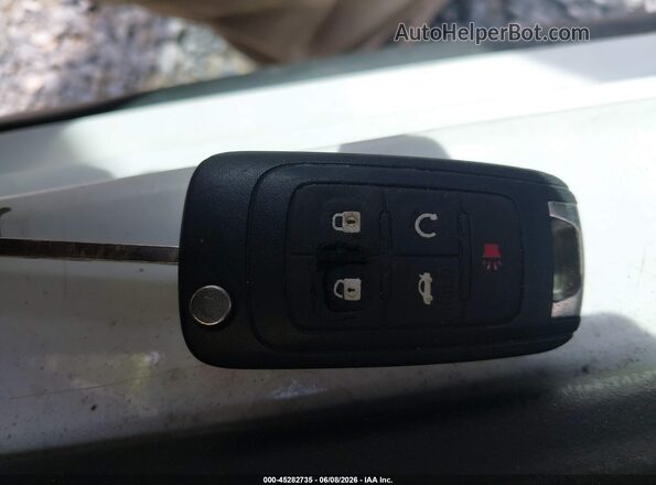 2G1105S32H9116044 2017 CHEVROLET IMPALA White Vista del salpicadero