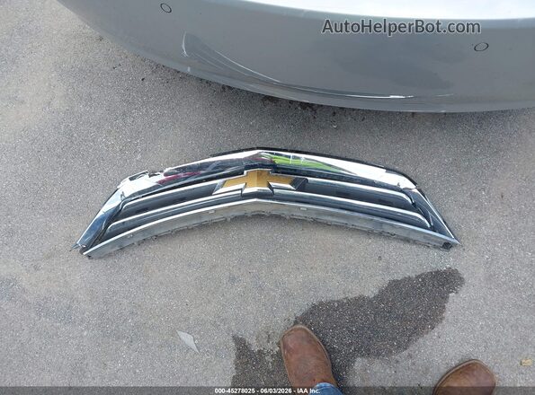 2G1105S34H9190260 2017 CHEVROLET IMPALA Silver ხელსაწყოთა პანელის ხედი