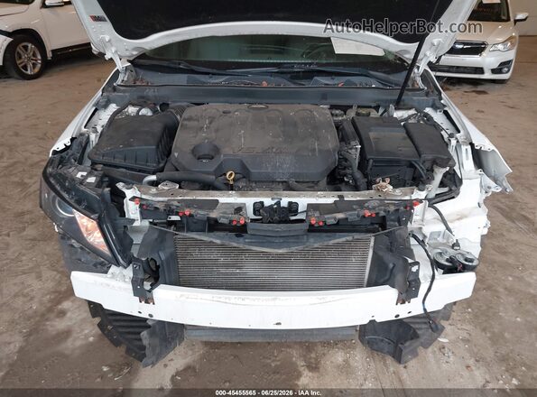 2G1105S38J9128396 2018 CHEVROLET IMPALA Белый Вид сзади