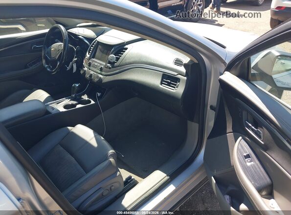 2G1105SA1H9184785 2017 CHEVROLET IMPALA Silver წინა სალონის ხედი