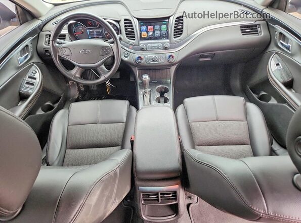 2G1105SA2J9121359 2018 CHEVROLET IMPALA Серебряный Вид панели приборов