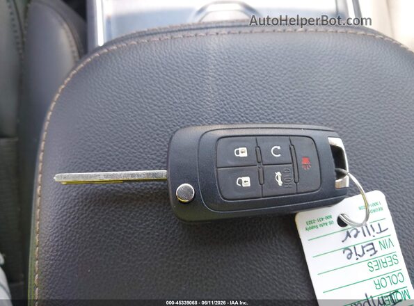 2G1105SA6H9185270 2017 CHEVROLET IMPALA Silver წინა პანელის ხედი