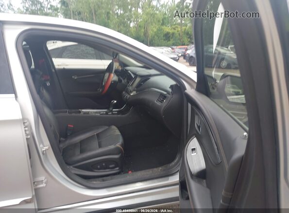 2G1145S30H9179566 2017 CHEVROLET IMPALA White Widok wnętrza z przodu