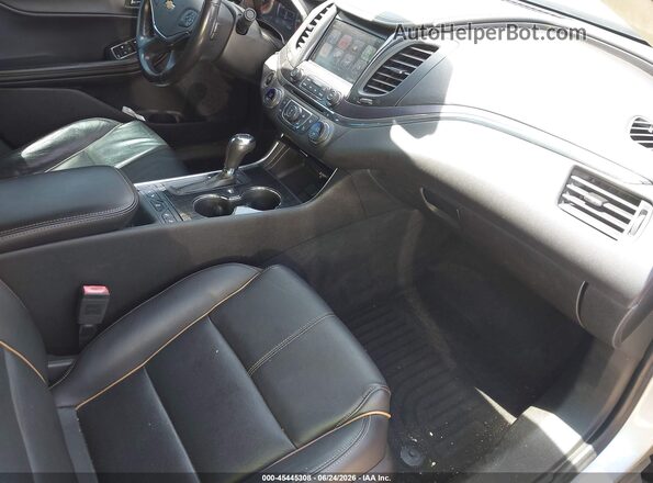 2G1145S38H9154429 2017 CHEVROLET IMPALA Silver Widok wnętrza z przodu