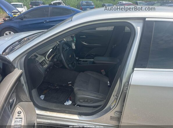 2G11X5SA5H9102536 2017 CHEVROLET IMPALA Silver Вид салону спереду