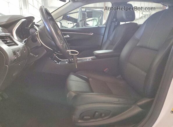 2G11Z5SA0K9134697 2019 CHEVROLET IMPALA White Front interior view