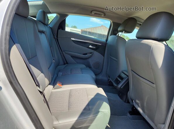 2G11Z5SA4J9104035 2018 CHEVROLET IMPALA Серебряный Вид задних сидений
