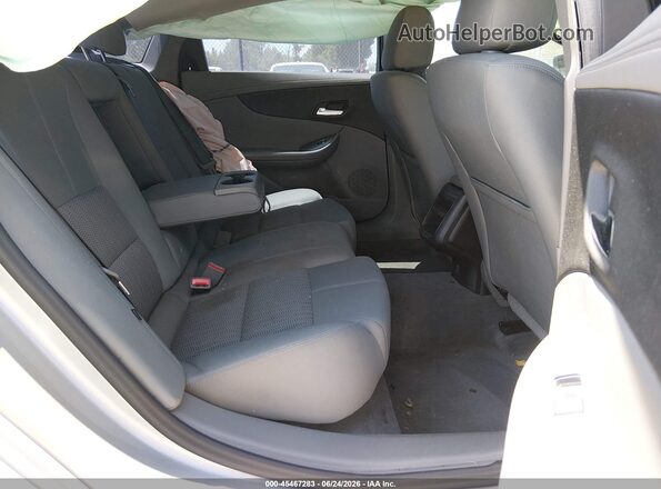 2G11Z5SA8H9147867 2017 CHEVROLET IMPALA Silver Widok naklejki z numerem VIN