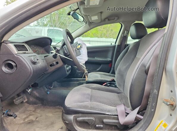 2G1WD5E39G1146578 2016 CHEVROLET IMPALA Серебряный Вид салона спереди