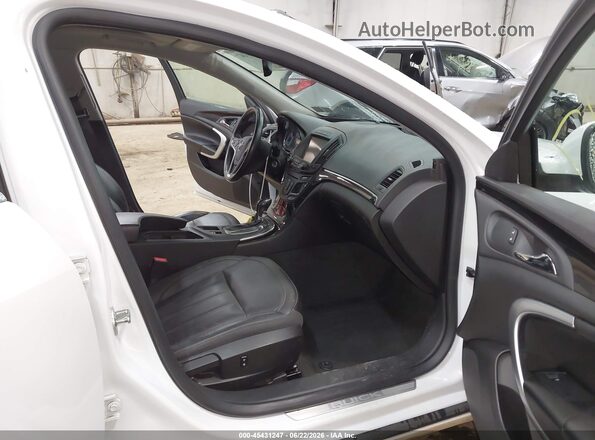 2G4GL5EX0H9109953 2017 BUICK REGAL White Front interior view