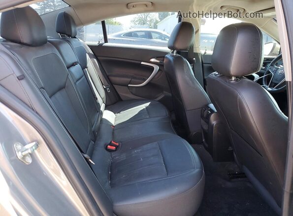 2G4GL5EX8H9152727 2017 BUICK REGAL Gray Rear seats view