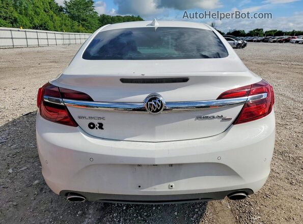 2G4GR5EX5G9169689 2016 BUICK REGAL White Rear view
