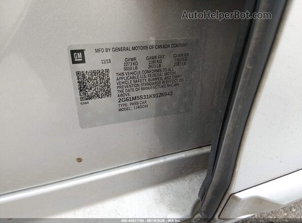 2G61M5S31K9126943 2019 CADILLAC XTS Silver Engine compartment view