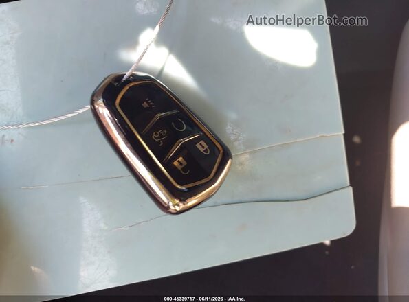 2G61M5S31K9137957 2019 CADILLAC XTS Red Vista del salpicadero