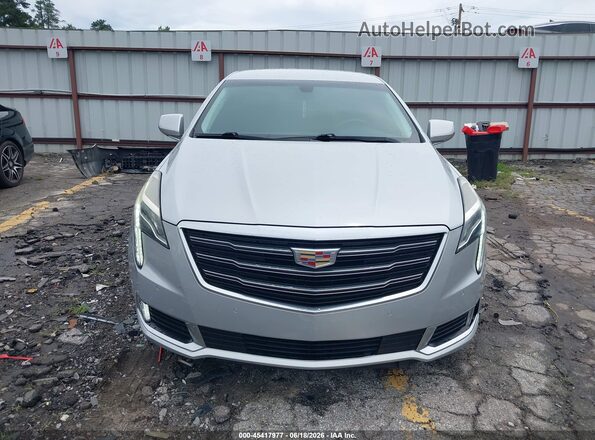 2G61M5S34J9140205 2018 CADILLAC XTS Серебряный Вид задней части салона