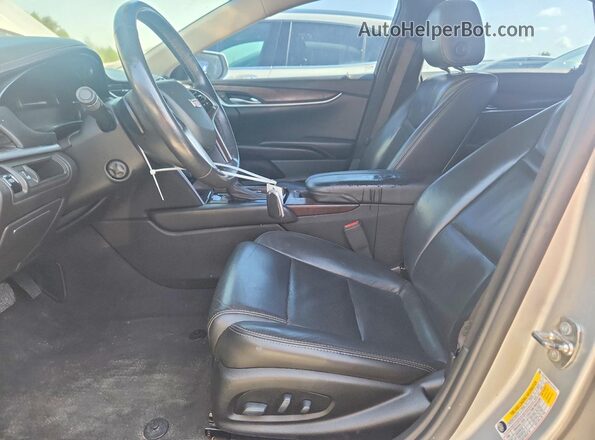 2G61M5S38K9154027 2019 CADILLAC XTS Silver Սալոնի դիմացի տեսք