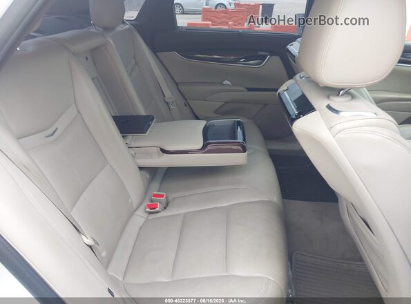 2G61P5S38G9108437 2016 CADILLAC XTS White VIN կոդի պիտակի տեսք