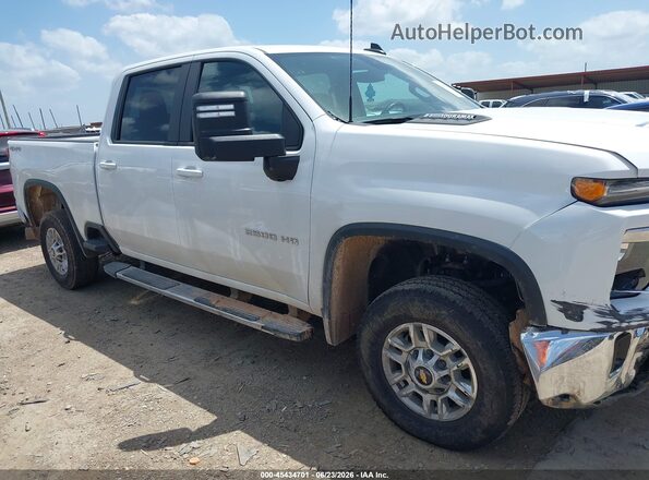 2GC1KNEY9S1228547 2025 CHEVROLET SILVERADO White Vista interior trasera