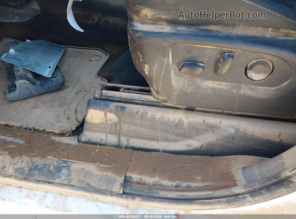 2GC1KPE7XT1148369 2026 CHEVROLET SILVERADO Белый Вид спереди