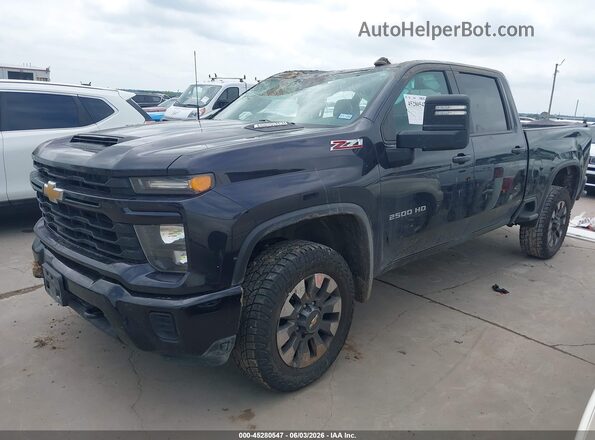 2GC1YMEY1R1178617 2024 CHEVROLET SILVERADO Черный Передняя левая четверть