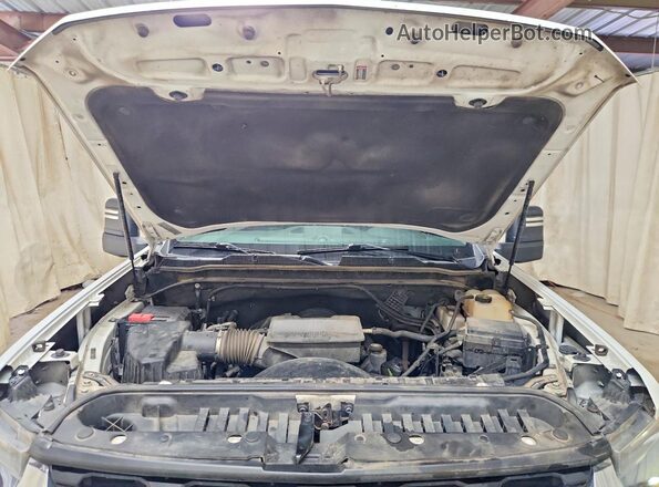2GC1YNE70P1701488 2023 CHEVROLET SILVERADO White უკანა სალონის ხედი