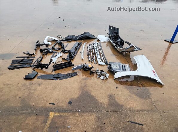 2GC1YPEY2N1241185 2022 CHEVROLET SILVERADO White Вид підкапотного простору