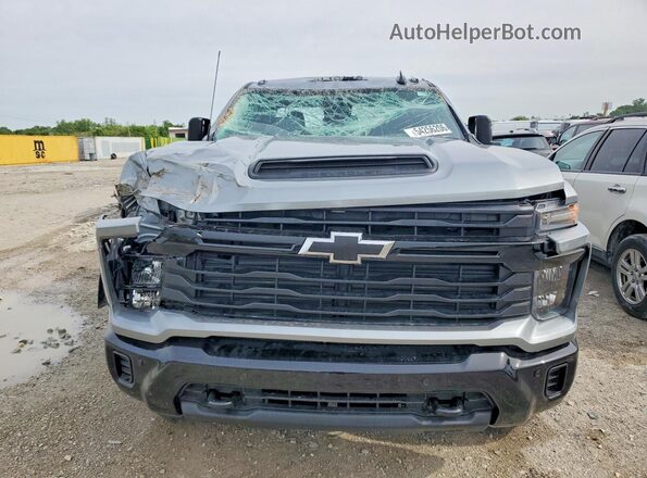 2GC4KME70T1111259 2026 CHEVROLET SILVERADO Gray Widok z przodu