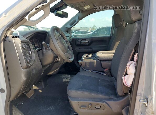 2GC4KMEY2S1186343 2025 CHEVROLET SILVERADO Gray Widok wnętrza z przodu