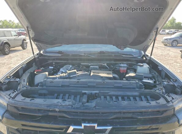 2GC4KMEY2S1186343 2025 CHEVROLET SILVERADO Gray Widok komory silnika