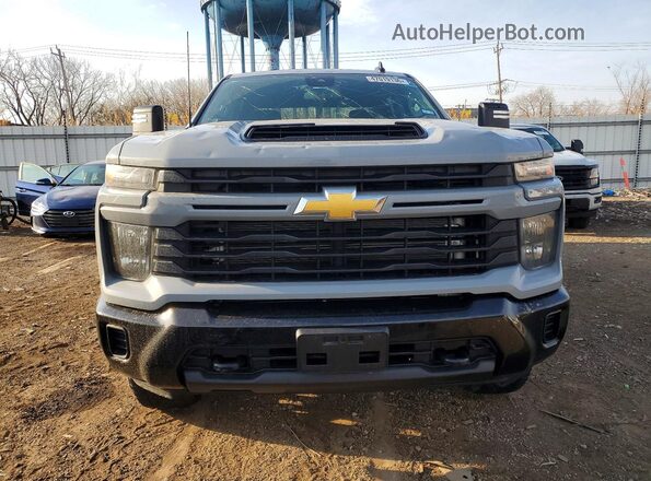 2GC4YMEY7R1272885 2024 CHEVROLET SILVERADO Gray Widok z przodu