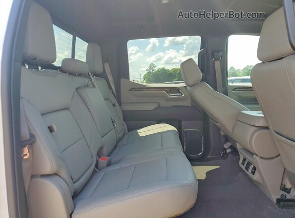 2GCUDDED0R1222418 2024 CHEVROLET SILVERADO White Հետևի նստատեղերի տեսք