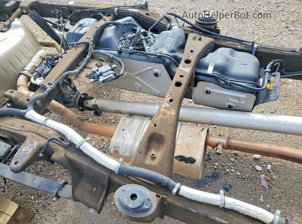 2GCUDJEDXR1158600 2024 CHEVROLET SILVERADO Black Widok tylnych siedzeń