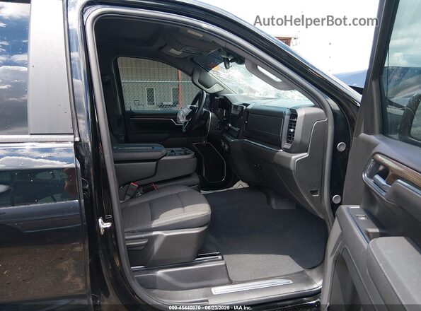 2GCUKDED6T1116911 2026 CHEVROLET SILVERADO Black Widok wnętrza z przodu