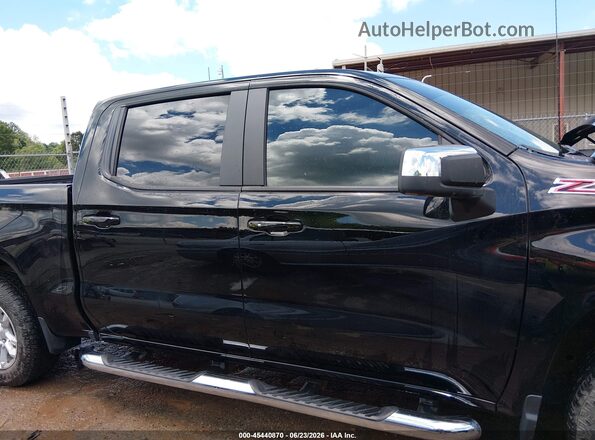 2GCUKDED6T1116911 2026 CHEVROLET SILVERADO Black Widok wnętrza z tyłu