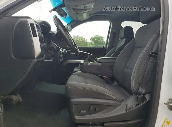 2GCVKPEC0K1176887 2019 CHEVROLET SILVERADO Белый Вид салона спереди