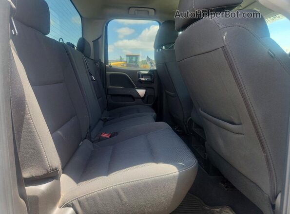 2GCVKPEC2K1203197 2019 CHEVROLET SILVERADO White Rear seats view