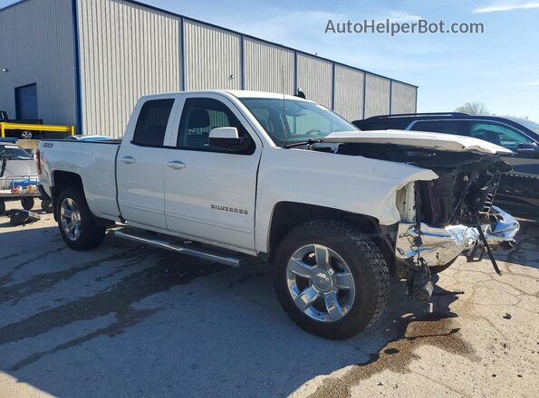 2GCVKPEC7K1126097 2019 CHEVROLET SILVERADO White Передня права чверть