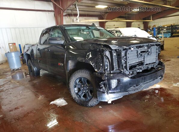 2GCVKREC1J1110441 2018 CHEVROLET SILVERADO Black Przód prawy