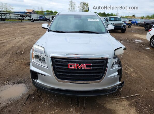 2GKALMEK1H6204794 2017 GMC TERRAIN Серебряный 