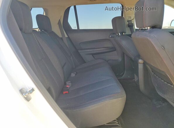 2GKALMEK7H6109608 2017 GMC TERRAIN White Widok tylnych siedzeń