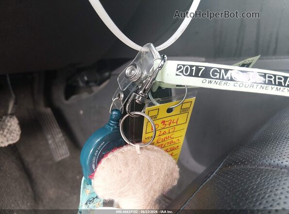 2GKALPEK3H6343939 2017 GMC TERRAIN White Vista del salpicadero