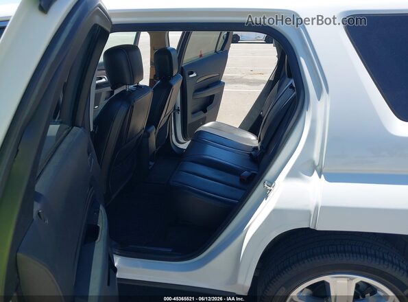 2GKALREK0G6321309 2016 GMC TERRAIN White Rear seats view