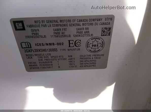 2GKFLSEK5H6136865 2017 GMC TERRAIN White Engine compartment view
