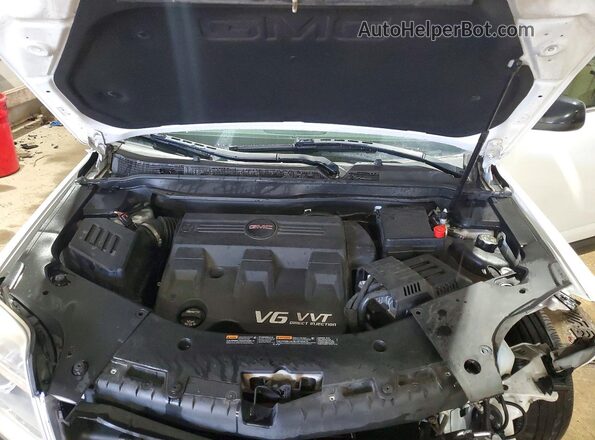 2GKFLUE34H6227775 2017 GMC TERRAIN White Widok komory silnika