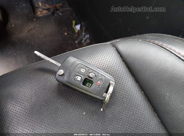2GKFLUE3XG6172375 2016 GMC TERRAIN Черный Вид панели приборов